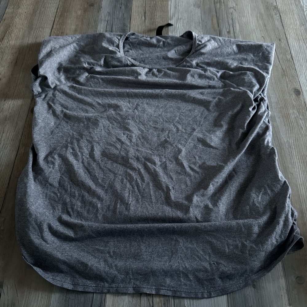 Men's Gray T-Shirt
